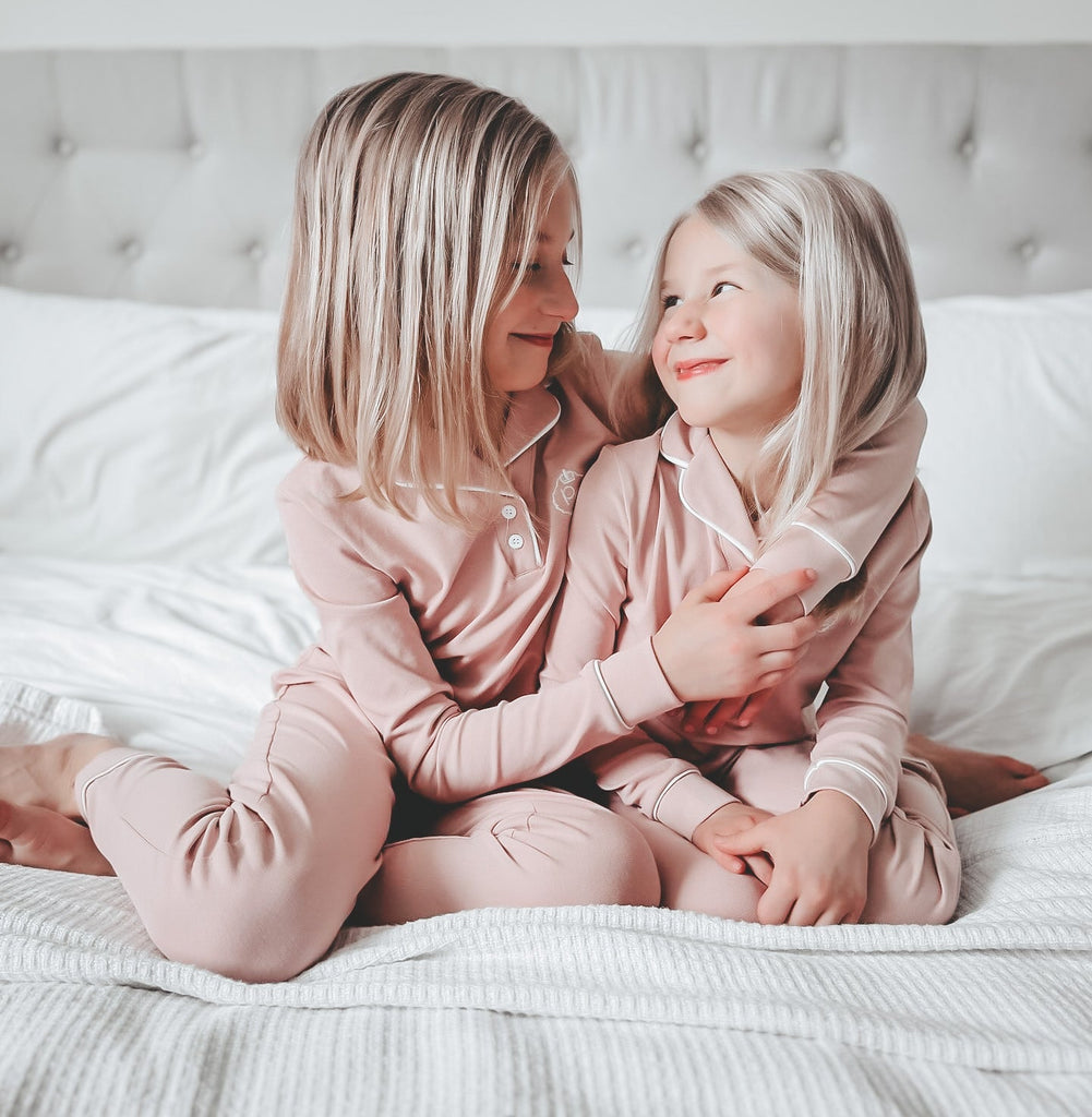 Light Pink Collar Pajama With White Accents